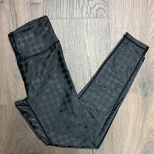 🖤 Black Houndstooth Women’s Leggings - M - perfect like new condition!! 🖤